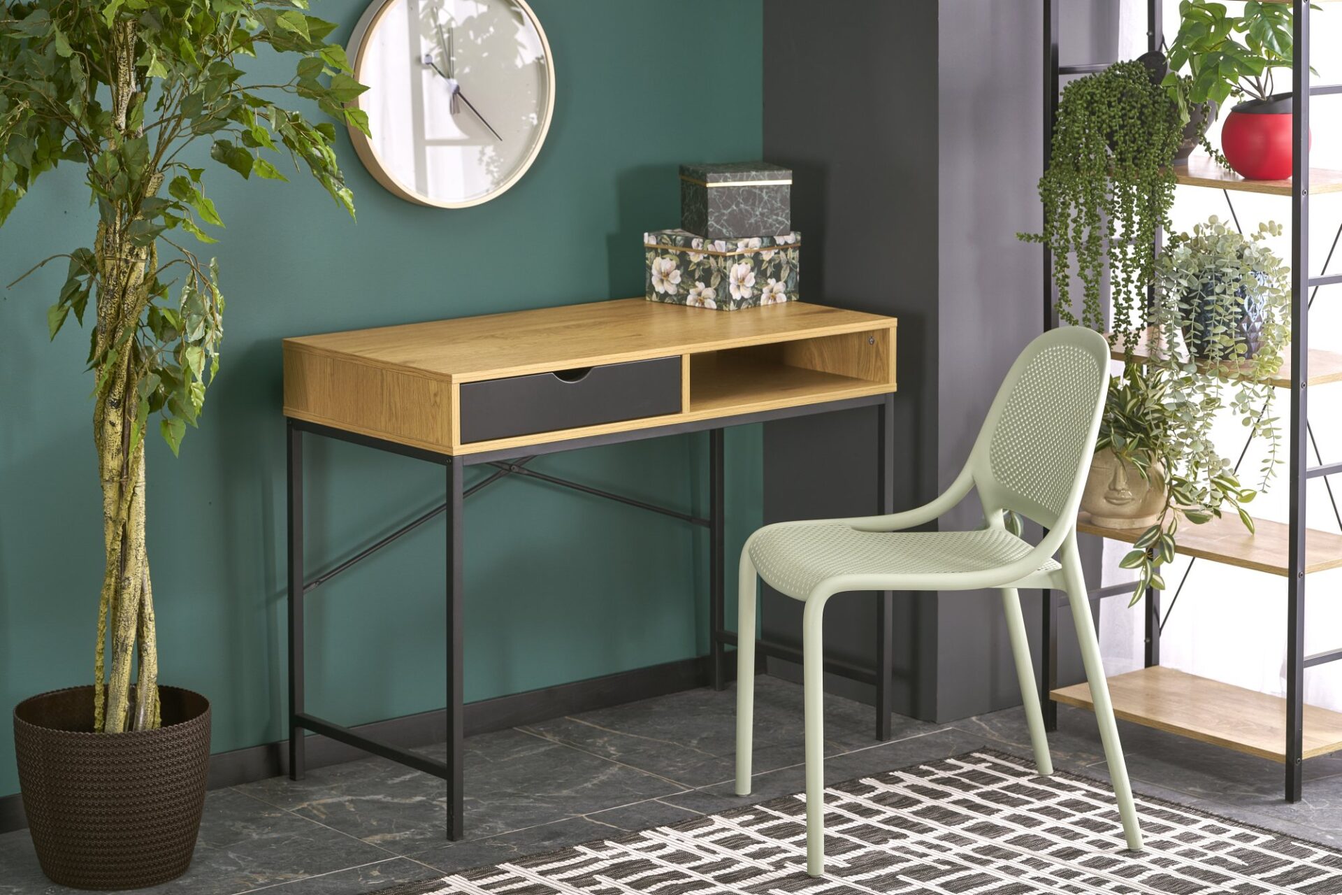 B50 stalas natūralus / juodas