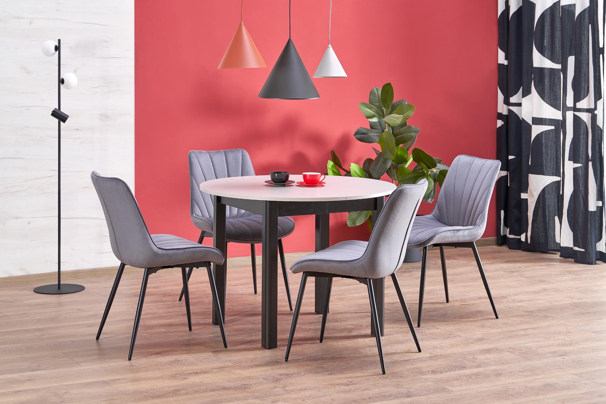 RINGO stalas, kašmyras / juodas