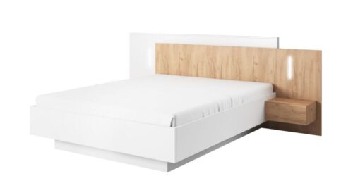 3D lova su staliukais ir 3D apšvietimu