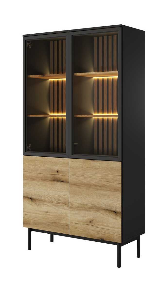 Aukšta lofto stiliaus stiklinė vitrina su Lang apšvietimu