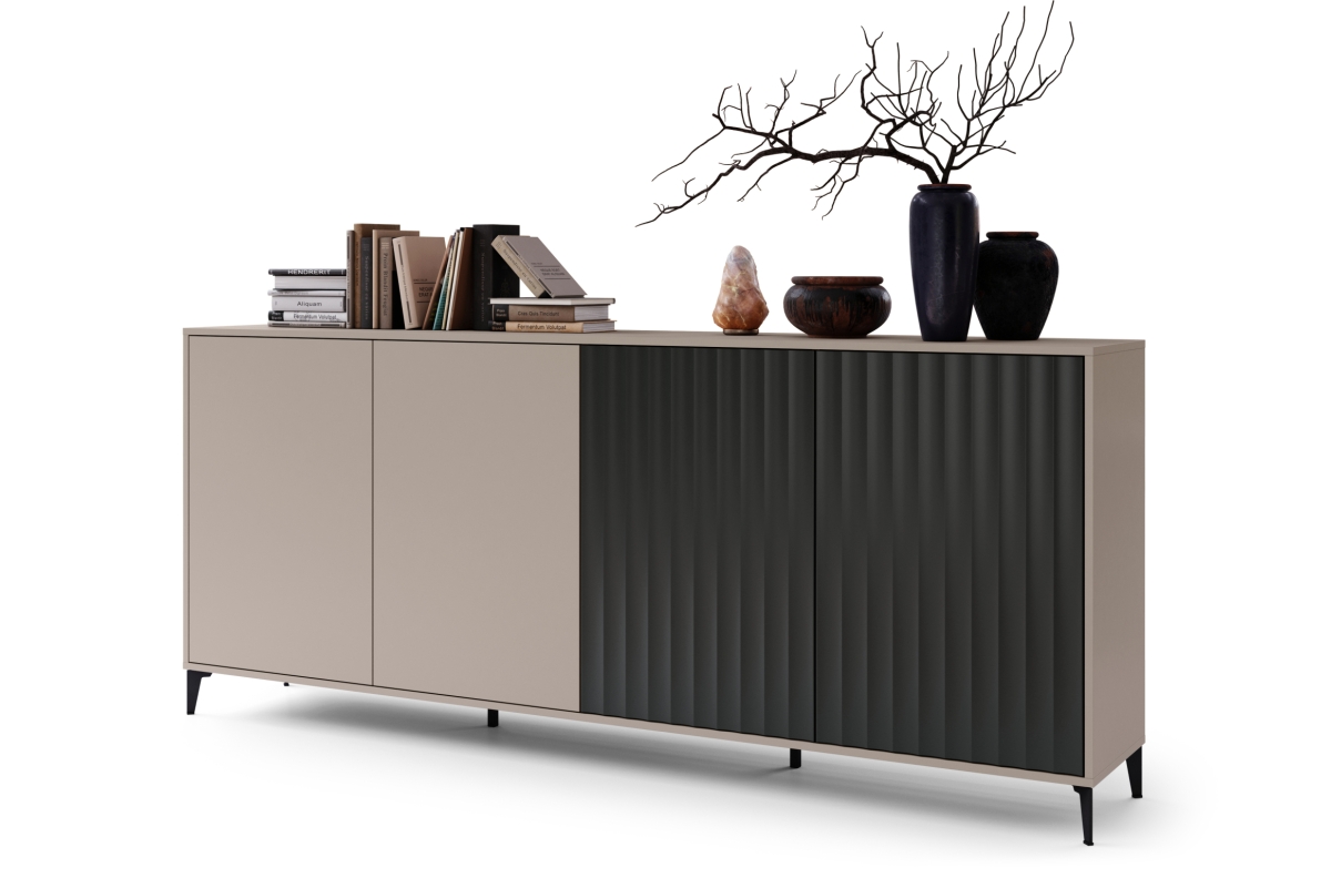 RIMINI K-242 Smėlinės pilkos/matinės juodos spalvos komoda - MODERNI SPINTELĖ SU GRIOVIUOTAIS PRIEKINIAIS