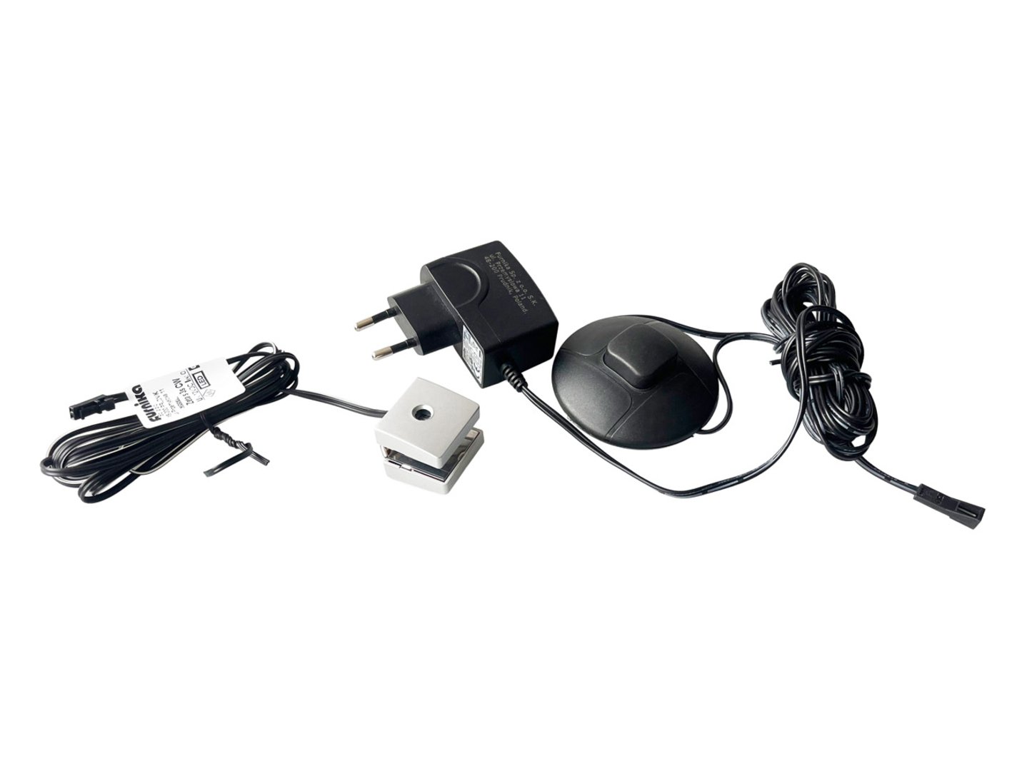 LED apšvietimas stiklinėms lentynoms „System 64“ vitrinose, šiltai balta 3000K