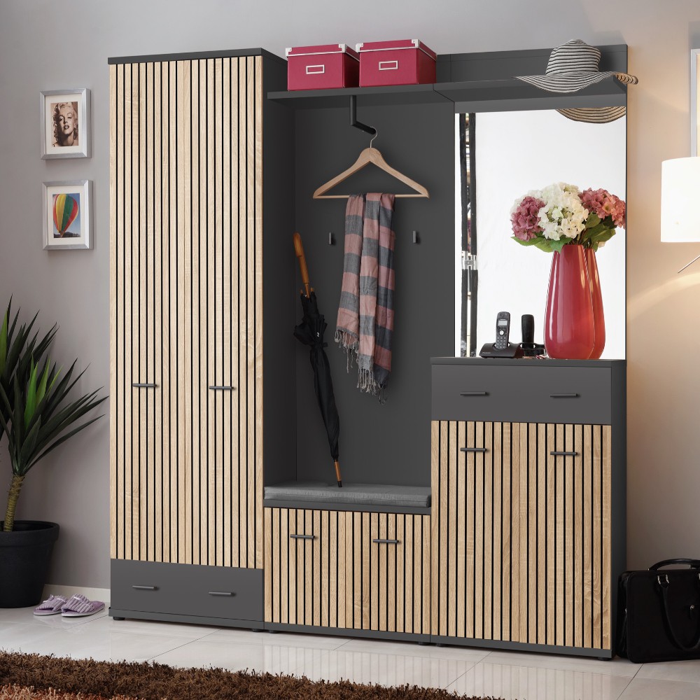 Marco III prieškambario baldų komplektas su ASM pagalvėle