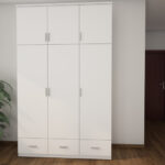 Spinta 150/242 - pakabinimo karnizas, lentynos, išoriniai stalčiai, prailginimas