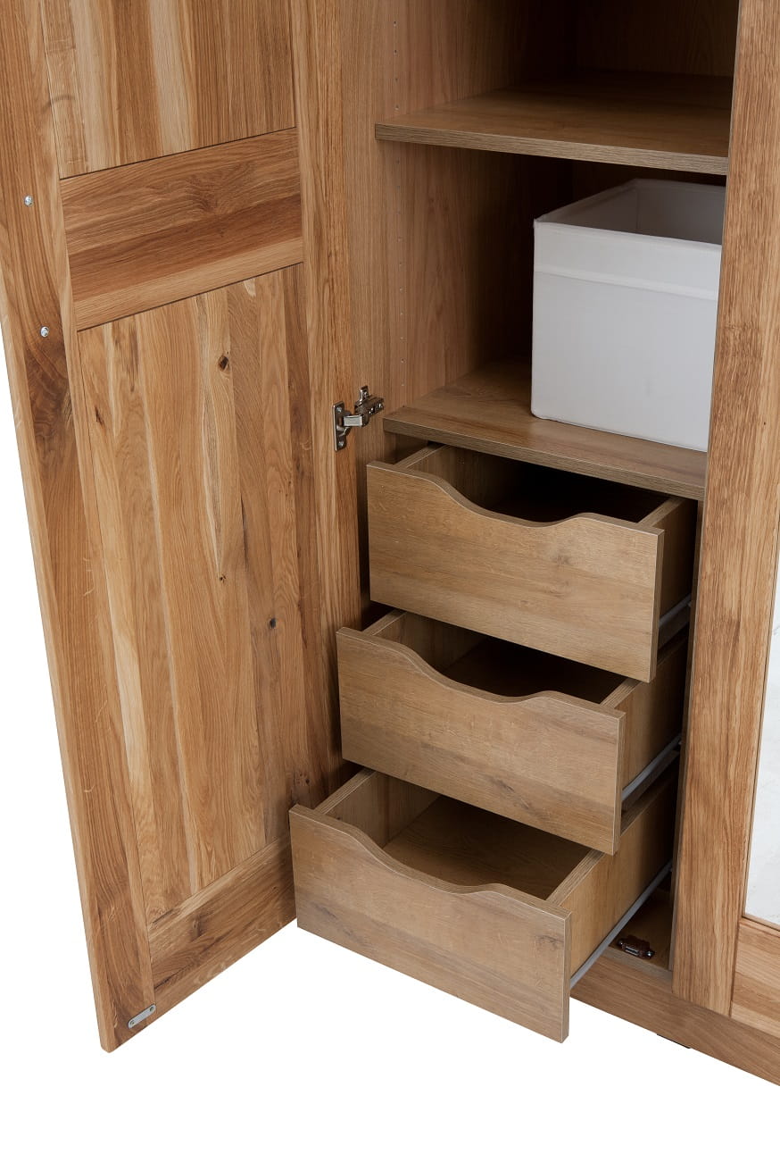 Stalčiaus įdėklas ąžuolinėms spintoms